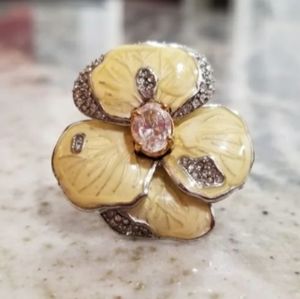 COPY - New no tag Juicy Couture yellow flower floral ring size 8